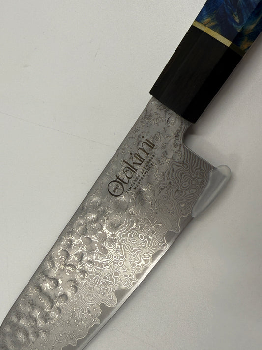 Gyuto Tosa Honoo – The Flame of Japanese Hammered Damascus Knives