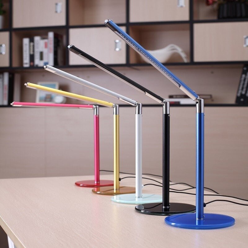 Moderne LED Nachttischlampe