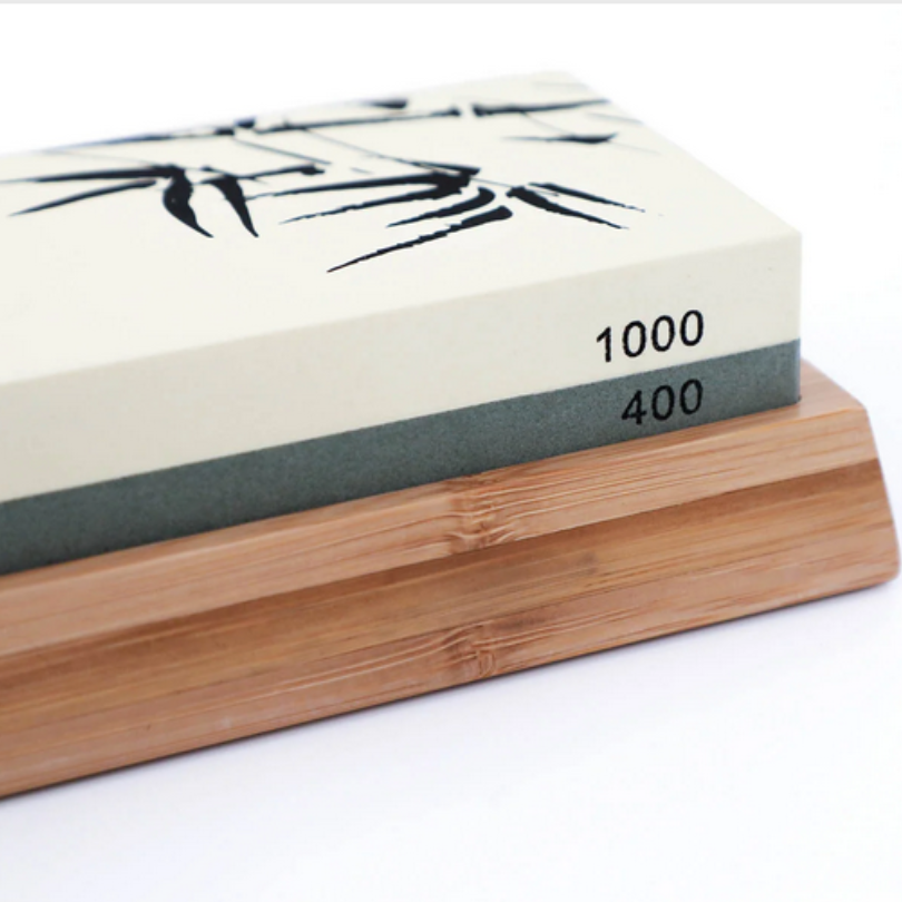 OTAKIMI knife sharpening stone set with a 400/1000 grit combination